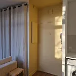 Joli à *